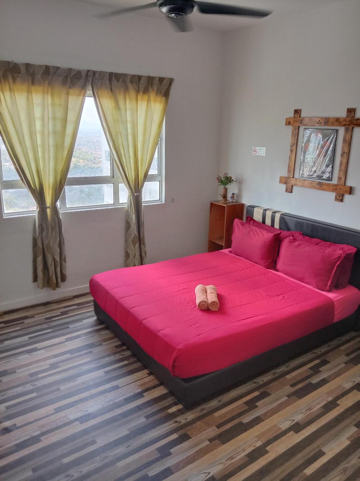 Homestay Kuala Terengganu Rose House Pantai Batu Buruk Eksteriør bilde